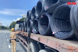 客车集装箱牵引车总检查