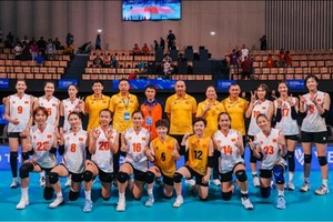 我国女子排球队。