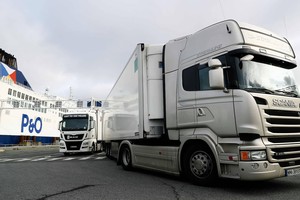 欧盟就减少重型车辆碳排放达成临时协议