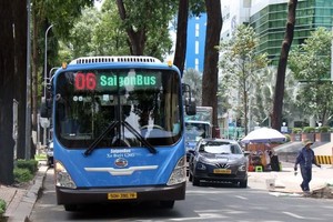 本市制定新能源公交车转换路线图