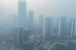 河内市空气污染经常达到警戒水平。