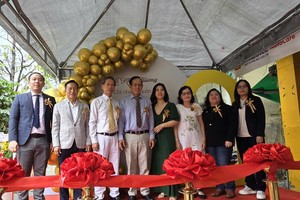 天才华语教育中心第六郡分校开张仪式一隅。