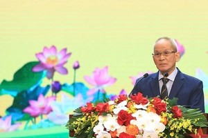 南部学校在北部成立70周年纪念