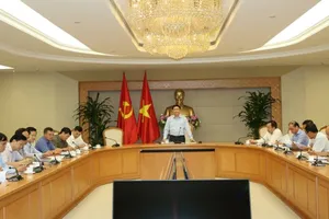 Phó Thủ tướng Vương Đình Huệ phát biểu tại cuộc họp