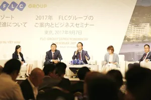 Lãnh đạo Tập đoàn FLC trả lời các câu hỏi của nhà đầu tư
