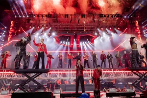 Sau "Anh trai vượt ngàn chông gai" là đến "Show It All"