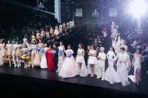 Bứt phá, thăng hoa cùng thời trang