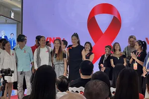 Nhiều nghệ sĩ đồng hành cùng cộng đồng sống chung với HIV