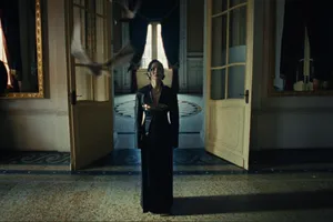 Ca sĩ Hồng Nhung ra mắt MV “Tự hỏi”