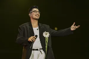 Vũ. phát hành concert film, công bố tour diễn quốc tế