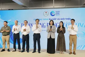 Khởi động dự án cộng đồng “Vượt sóng”