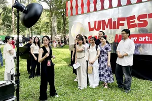 Trải nghiệm Lễ hội Giáng sinh 2025 tại Hội trường Thống Nhất – Dinh Độc Lập