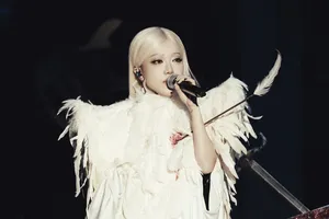 2.000 khán giả dự live concert của Phùng Khánh Linh