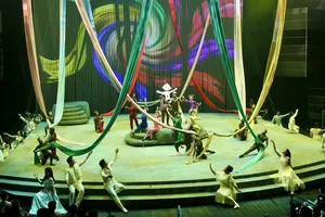Lần đầu công diễn vở xiếc - rối “Mơ Show”: Hoành tráng, đặc sắc