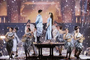 Khán giả đội mưa thưởng thức Nhạc hội “Dân chơi dân ca” của Phương Mỹ Chi