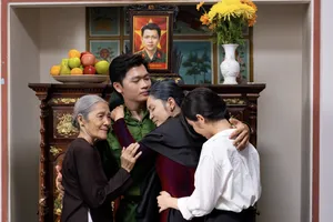  Viết tiếp câu chuyện tri ân “Dưới cờ Tổ quốc anh về”