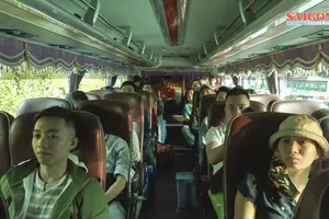 1.000 công nhân về quê đón Tết 