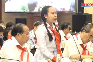 170 thiếu nhi tiêu biểu gặp gỡ lãnh đạo thành phố