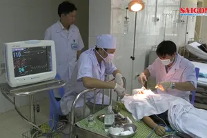 Cô giáo kể lại giây phút kẻ thủ ác xông vào trường đâm 6 cô trò  