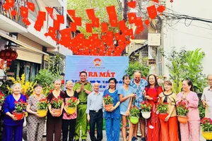 Ra mắt mô hình khu dân cư “Đoàn kết – Nghĩa tình – Muôn sắc hoa” tại phường Gia Định