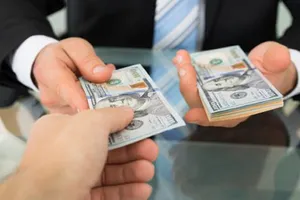 Bức xúc cán bộ thuế  "kiếm chuyện" trước xử phạt, sau mượn tiền