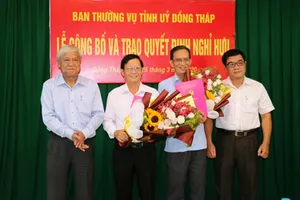 Ông Đinh Hữu Dũng nghỉ hưu sau 18 năm làm Tổng Biên tập Báo Đồng Tháp