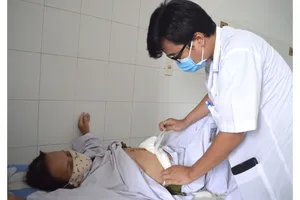 Phẫu thuật cùng lúc 6 cơ quan để cứu bệnh nhân ung thư túi mật hiếm gặp