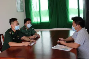 Lực lượng chức năng làm việc với thuyền trưởng 