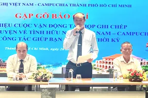 Vận động tập hợp ghi chép những mẩu chuyện về tình hữu nghị Việt Nam - Campuchia