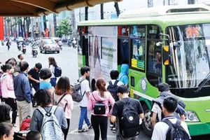 Tạm ngưng 2 tuyến xe buýt 149 và 40 vì vắng khách