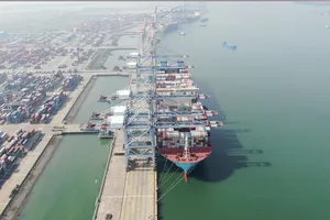 Cảng Quốc tế Cái Mép đón tàu lớn nhất từ trước đến nay