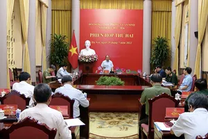 Chủ tịch nước Nguyễn Xuân Phúc chủ trì Phiên họp thứ hai Hội đồng Quốc phòng và An ninh