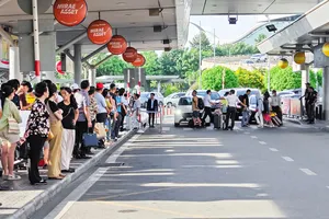 Vietnam Airlines tăng cường hơn 1.500 chuyến bay đêm phục vụ hành khách