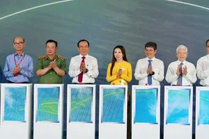 Khởi công xây dựng cầu đi bộ qua sông Sài Gòn 