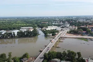 Khẩn trương khắc phục hư hỏng cầu Phú Cường