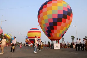 Cần Giờ tổ chức “Lễ hội trong lễ hội” chào Tết Nguyên đán Bính Ngọ