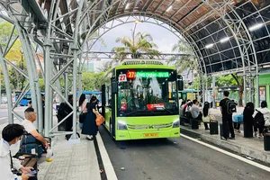 Hơn 30,6 triệu lượt khách đi xe buýt miễn phí sau 3 tháng