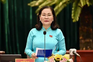 Đồng chí Nguyễn Thị Lệ kết luận phiên chất vấn và trả lời chất vấn. Ảnh: VIỆT DŨNG