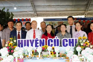 Huyện Củ Chi lập kỷ lục 100 món ăn từ bánh tráng