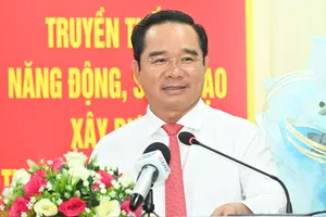 Chủ tịch UBND TPHCM "đặt hàng" Viện Nghiên cứu phát triển TPHCM nhiều nội dung quan trọng