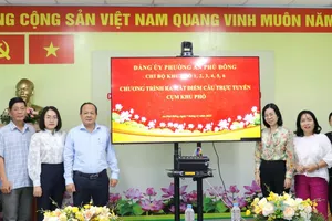 Phường An Phú Đông triển khai thiết bị họp trực tuyến đến khu phố