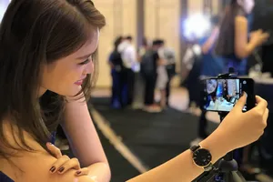 Prime X Max của Mobiistar  là chiếc di động có 4 camera