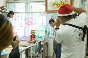 Chụp ảnh chân dung cho mọi người là việc làm ý nghĩa