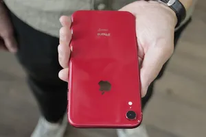 iPhone Xr với bản màu đỏ