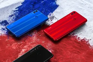 HONOR 8X với ba màu ấn tượng