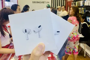 Airpods Pro có mặt đầu tiên tại Di Động Việt, giá bán bình ổn 6,9 triệu đồng