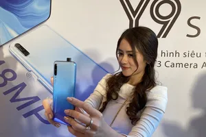 Huawei Y9s giá 6.490.000 đồng