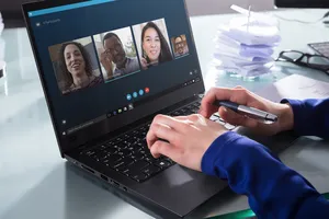 Lenovo giới thiệu bô đôi laptop ThinkPad X1 Carbon Gen 7 và ThinkPad X1 Yoga Gen 4 