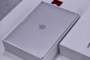 Macbook Air 2020 có mức giá gần 28 triệu đồng tại thị trường Việt Nam 