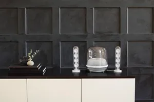 Harman Kardon: SoundSticks 4 dòng mang thiết kế biểu tượng